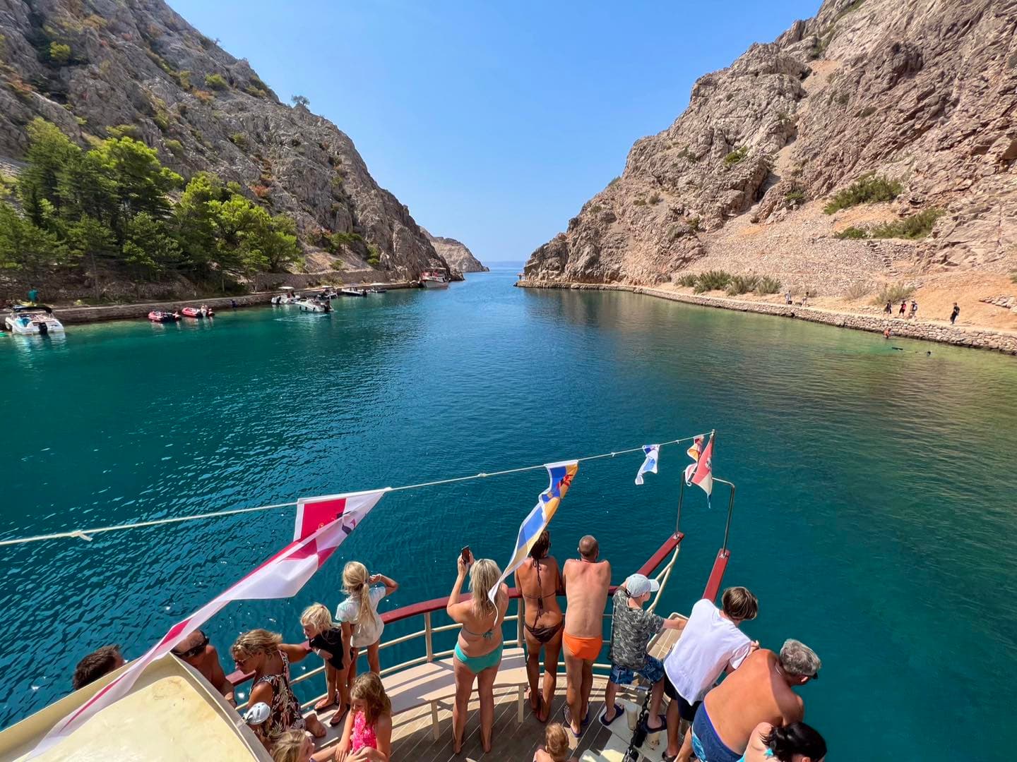 Short Family Excursion boat tour